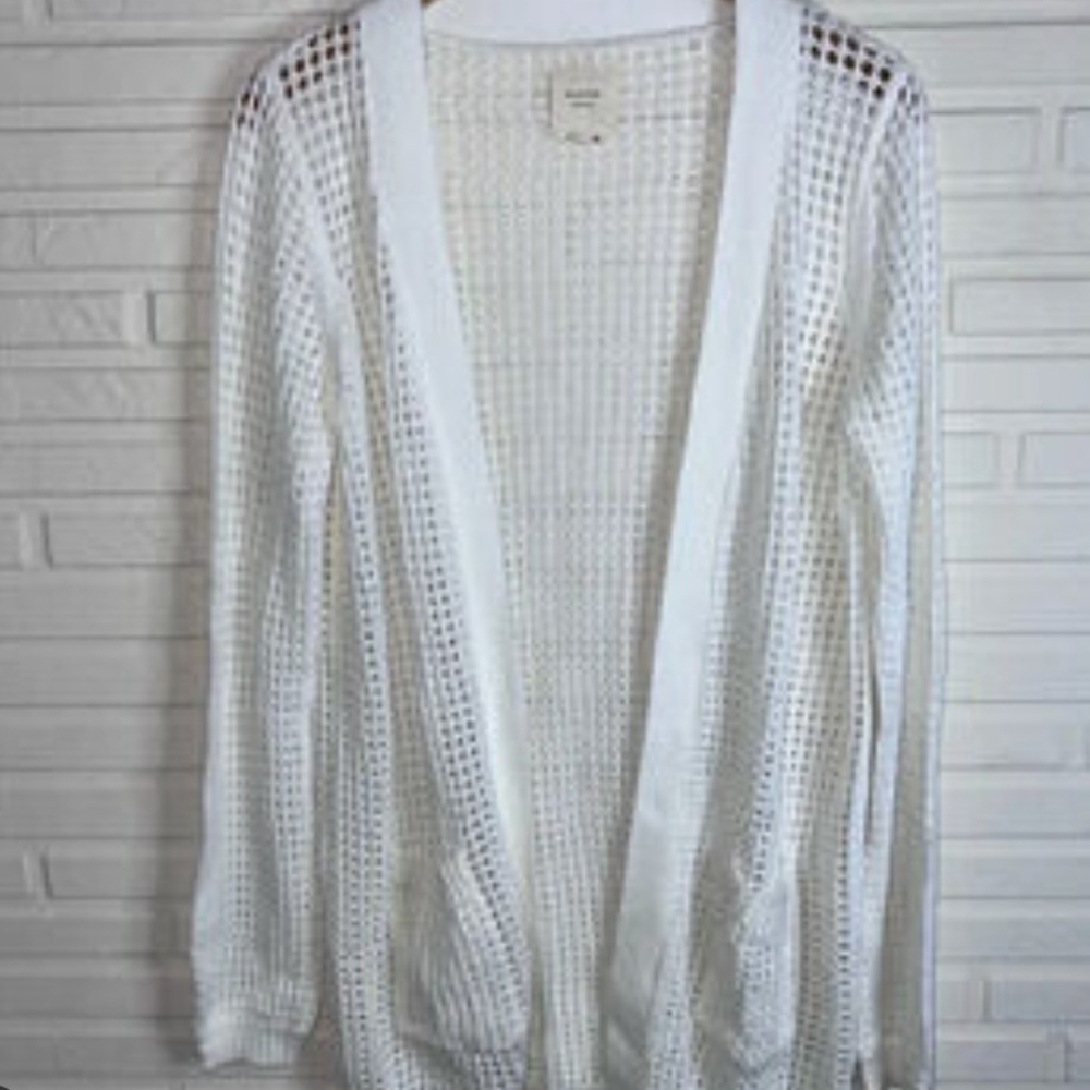 Elegant White Open-Knit Cardigan
